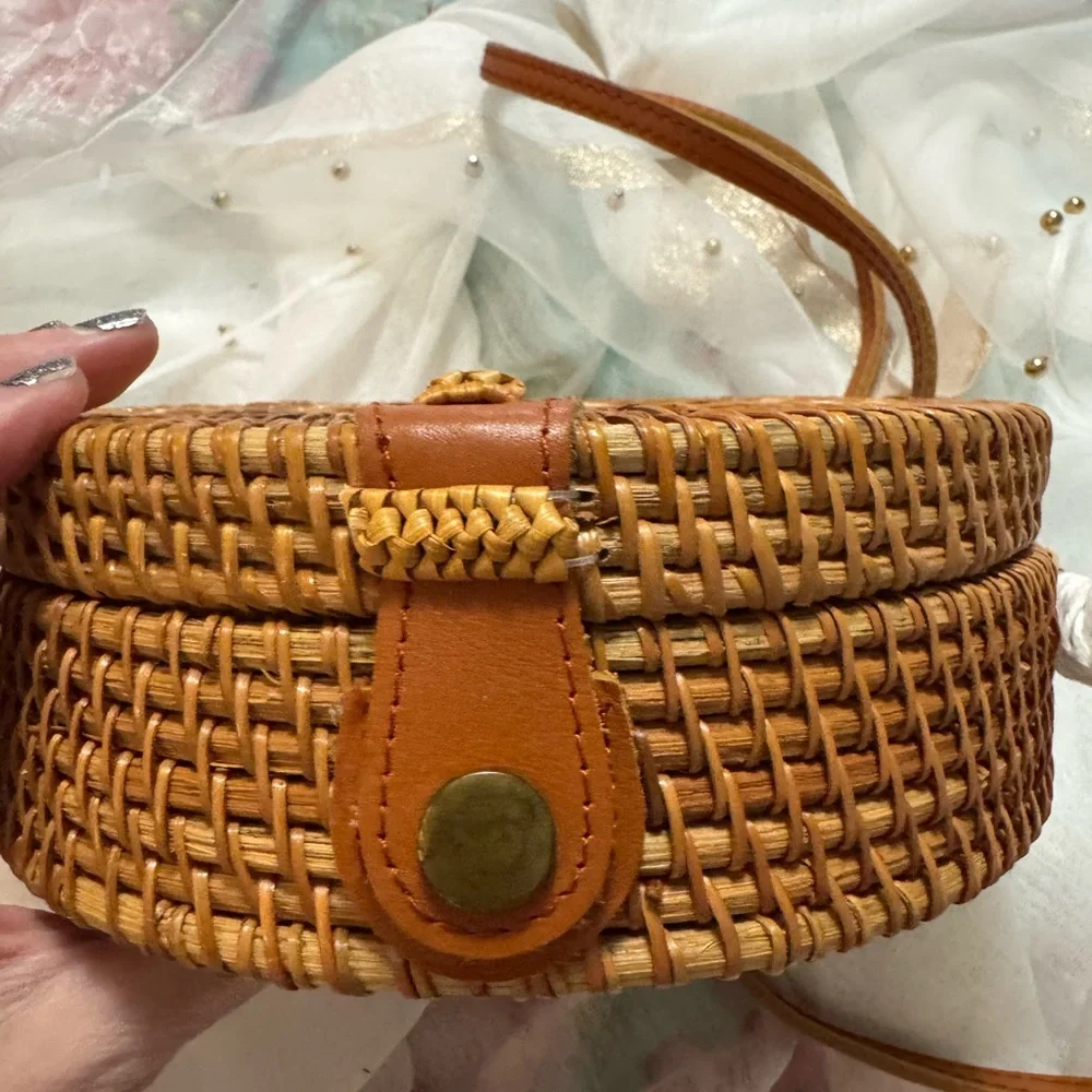 Round Woven Crossbody Bag with Tassels - Picture 2 of 5